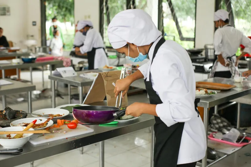 Culinary Apprenticeships: The New Route to Professional Excellence in British Kitchens